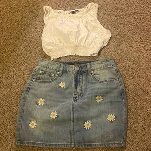 Embroidered Floral Daisy Skirt